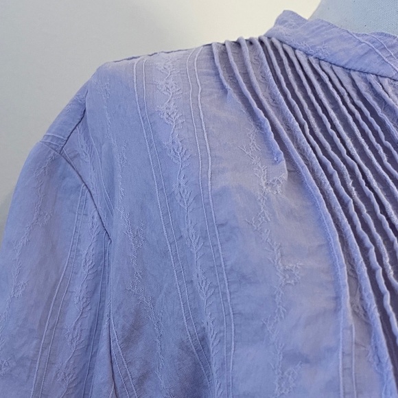*Like New* George ME by Mark Eisen Lavender Button-Up Women's Top - Picture 3 of 7